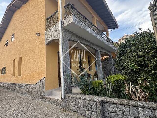 Casa para Venda em São Lourenço - 2